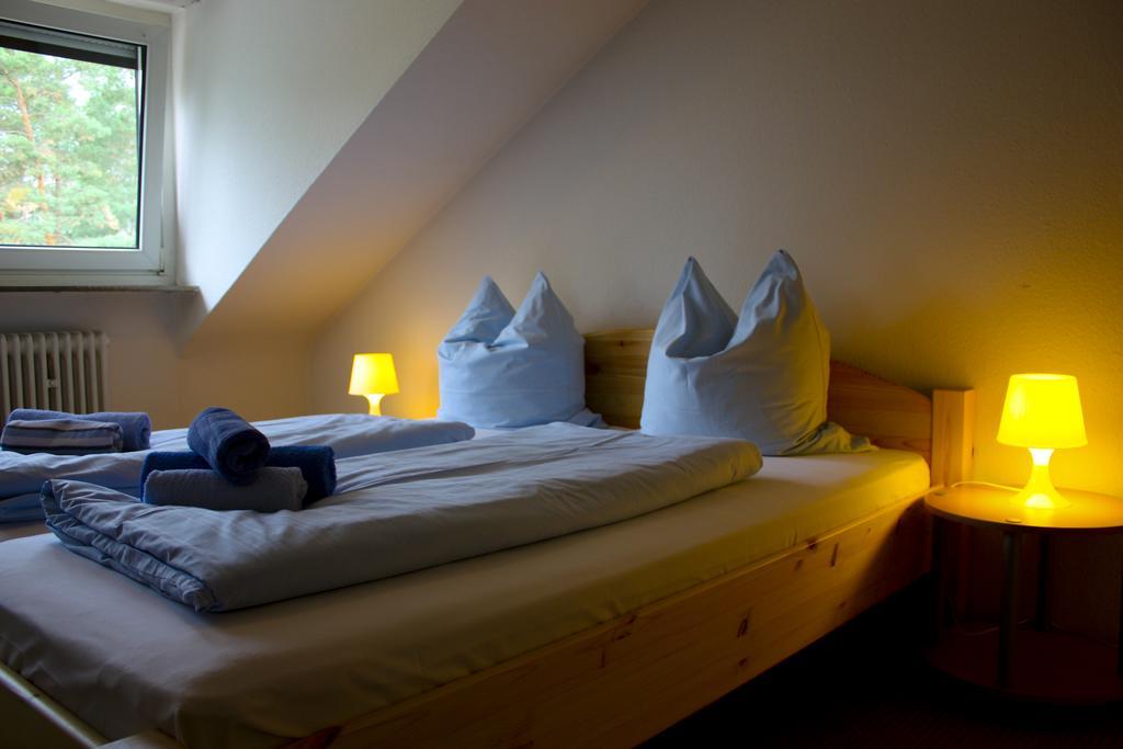Gaestehaus Am Heuss-Platz Erlangen Room photo